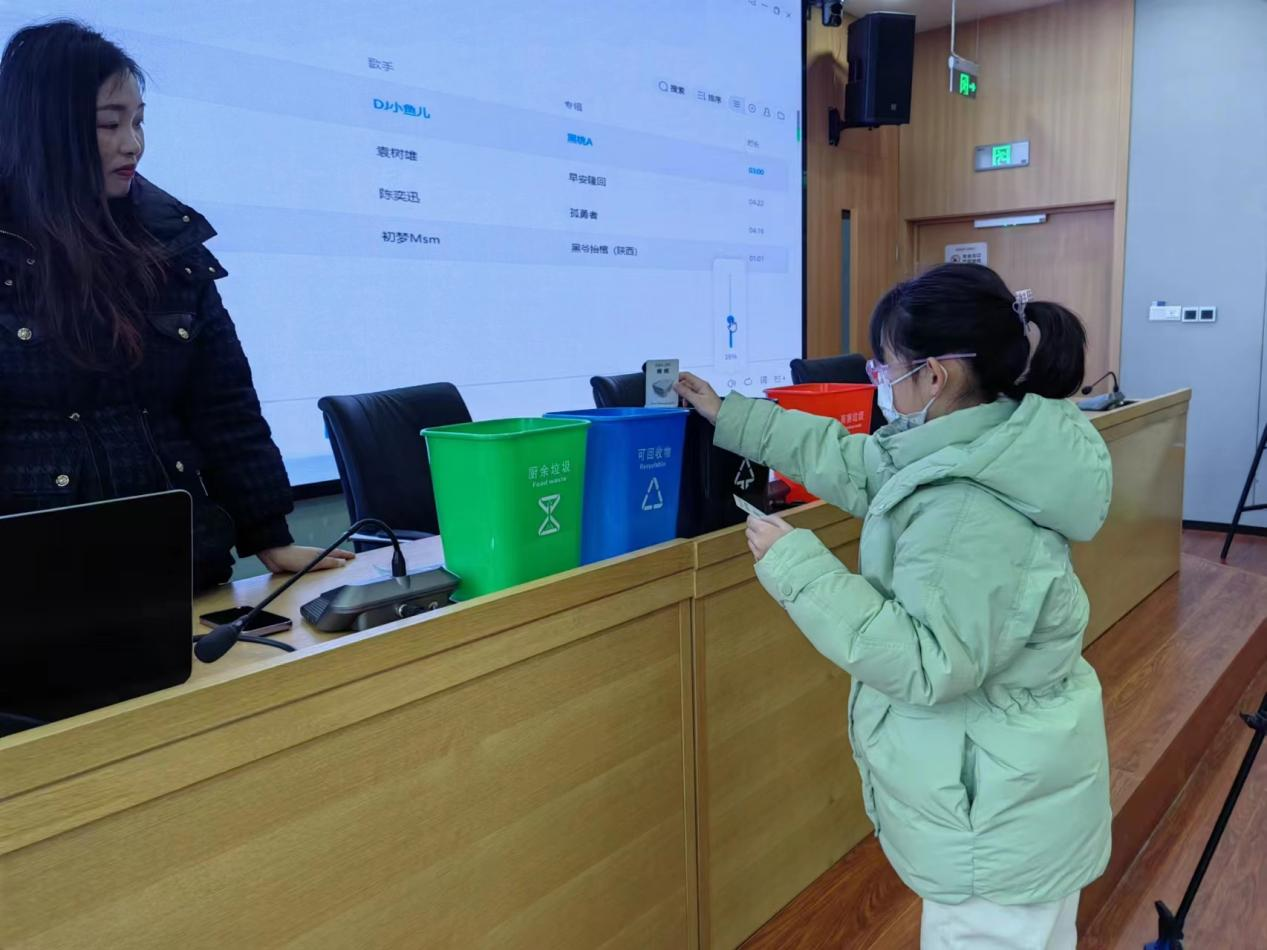 華展貓先生，校園垃圾分類活動，智能垃圾分類