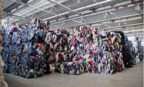 貓先生智能廢品回收箱，再生資源收集柜，小區(qū)垃圾回收站生產廠家